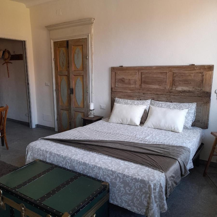 A Casa Di Roby Hotel Pinerolo Buitenkant foto